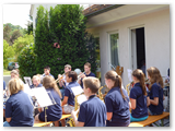 Bei strahlendem Sonnenschein unterhielt das Jugendorchester das Publikum am Gemeindefest im Pfarrgarten (3)